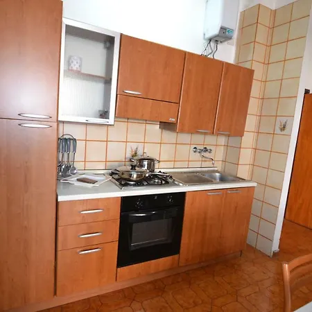 Holiday home Bellissimo Trilocale - Cod 202