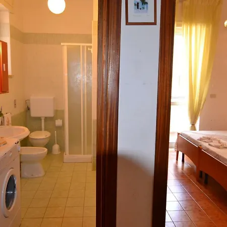 Holiday home Bellissimo Trilocale - Cod 202 *